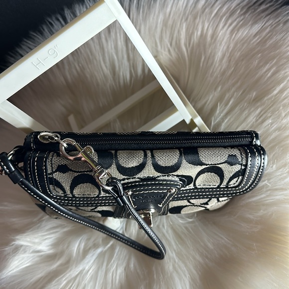 Coach Legacy Ltd. Edition 65th Anniversary  Signature Canvas & Leather Wristlet - Picture 5 of 8